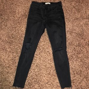 Faded black ripped in the 9 inch high rise skinny